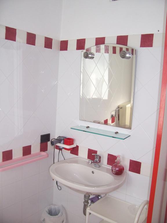 B&B Margherita Calasetta Habitación foto